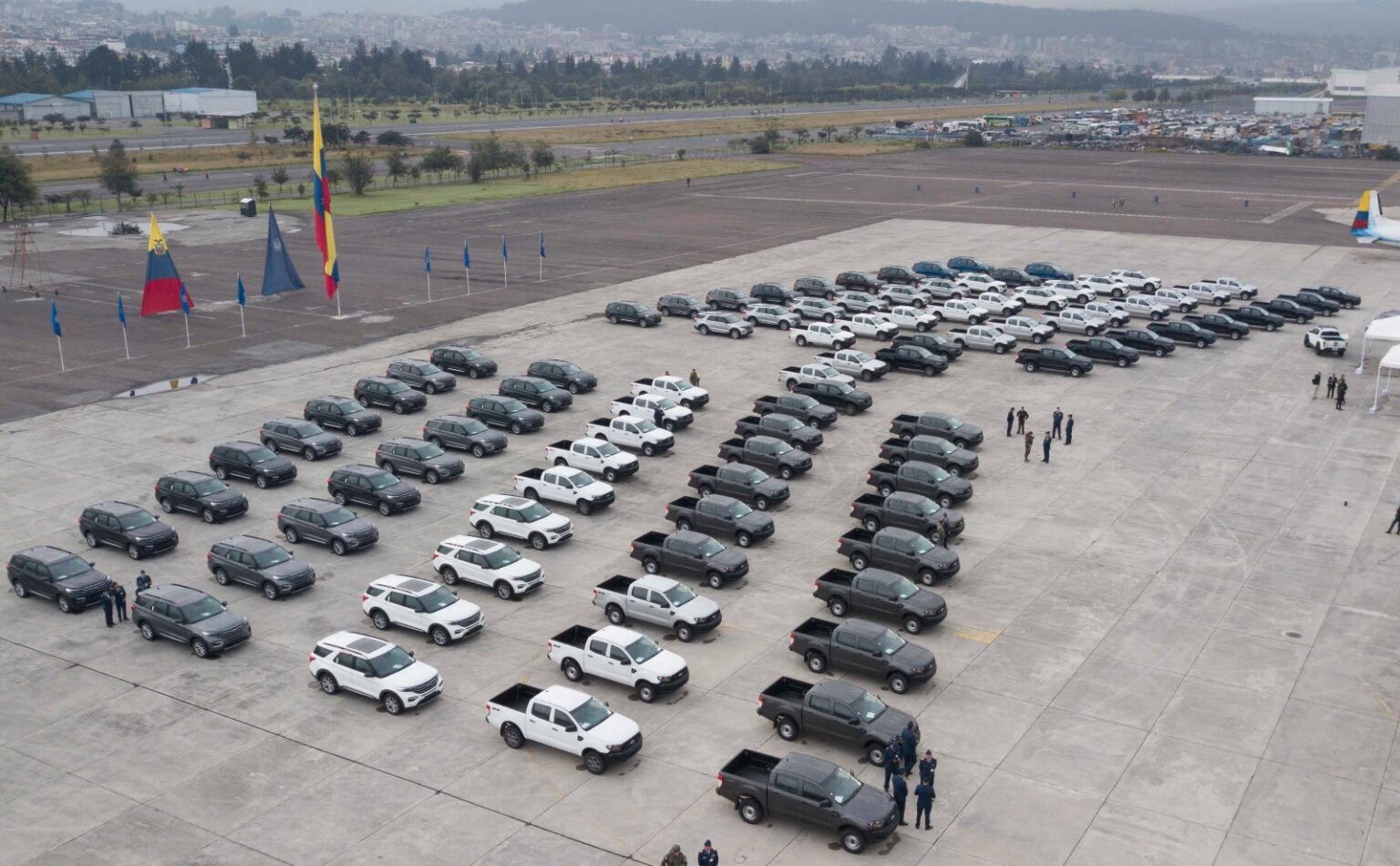 EL GOBIERNO DEL ECUADOR FORTALECE A LAS FUERZAS ARMADAS, POLICÍA ...