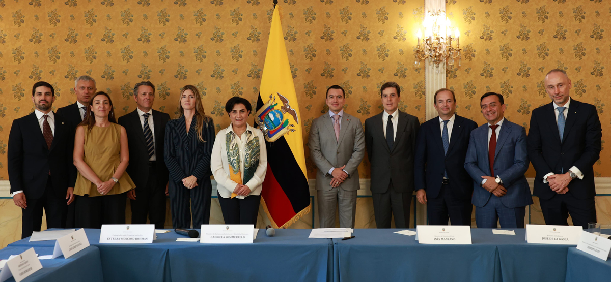 EMPRESARIOS ITALIANOS EN ÁREAS ESTRATÉGICAS DIALOGARON CON EL PRESIDENTE DANIEL NOBOA SOBRE INVERSIÓN EN SECTORES ESTRATÉGICOS