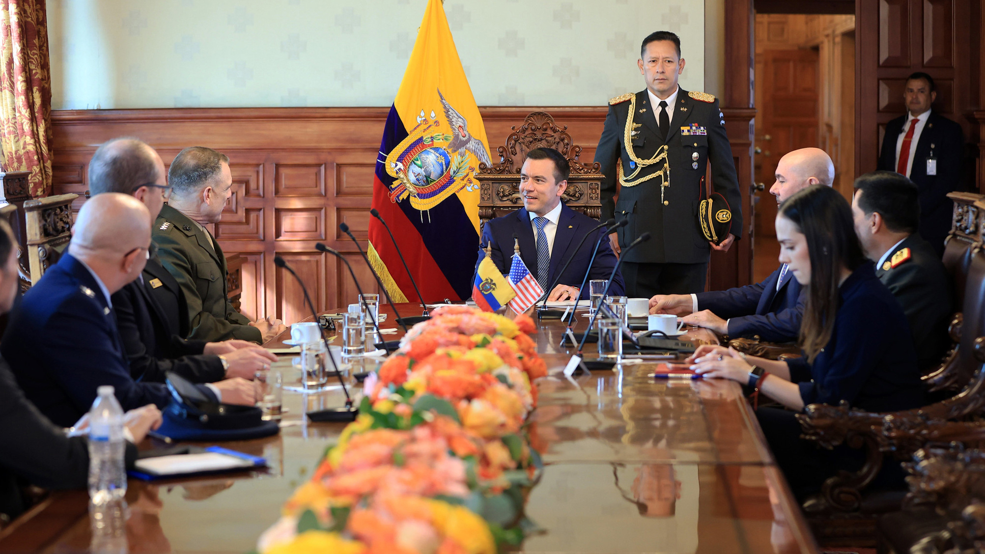 EN CARONDELET, EL PRESIDENTE NOBOA RECIBIÓ A ALTAS AUTORIDADES DEL COMANDO SUR DE EE. UU. PARA PROFUNDIZAR LA COOPERACIÓN EN SEGURIDAD