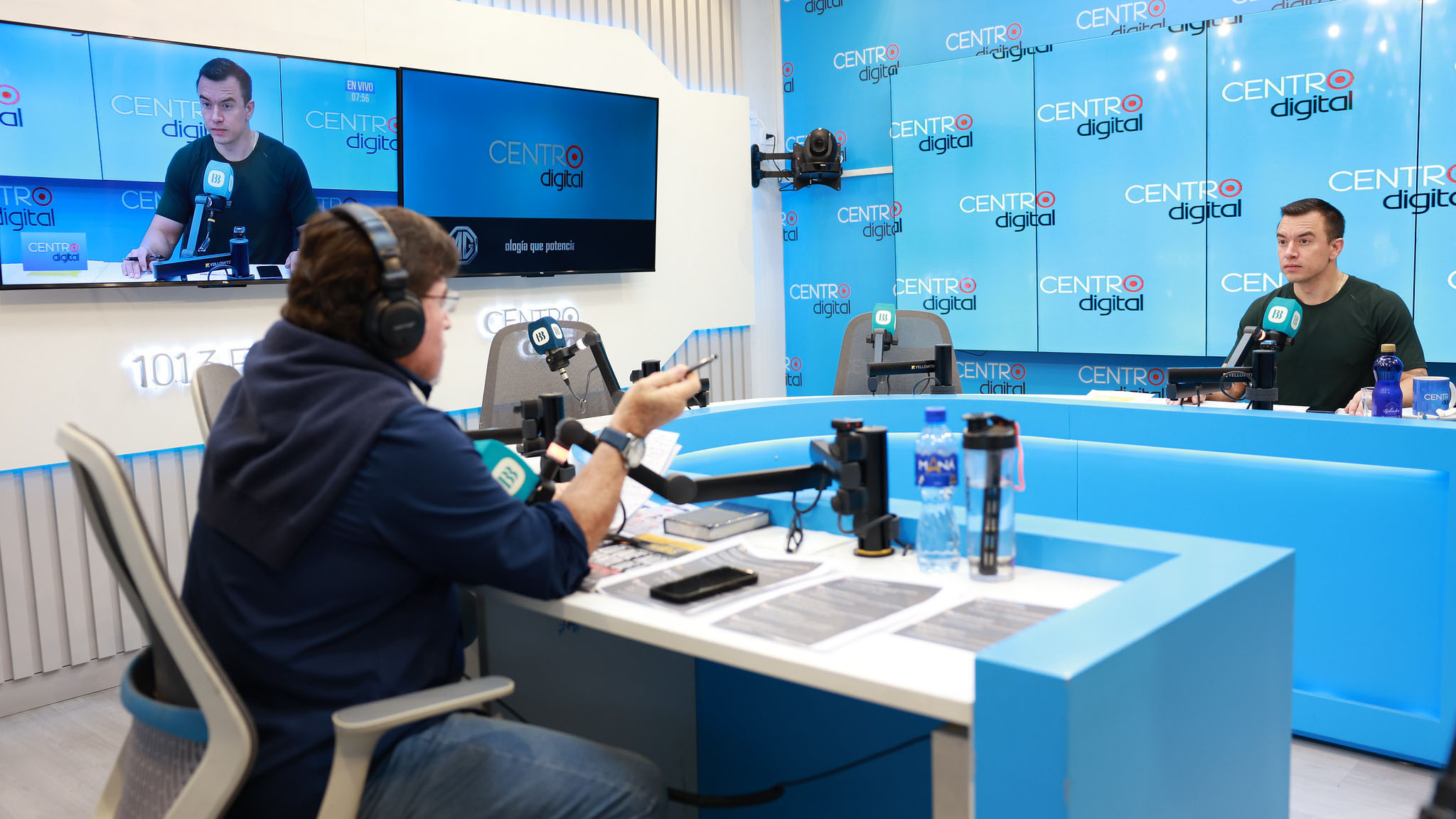 PRESIDENTE DANIEL NOBOA DESTACA LA LABOR DE SU GOBIERNO EN SEGURIDAD, COMERCIO Y CONSTRUCCIÓN