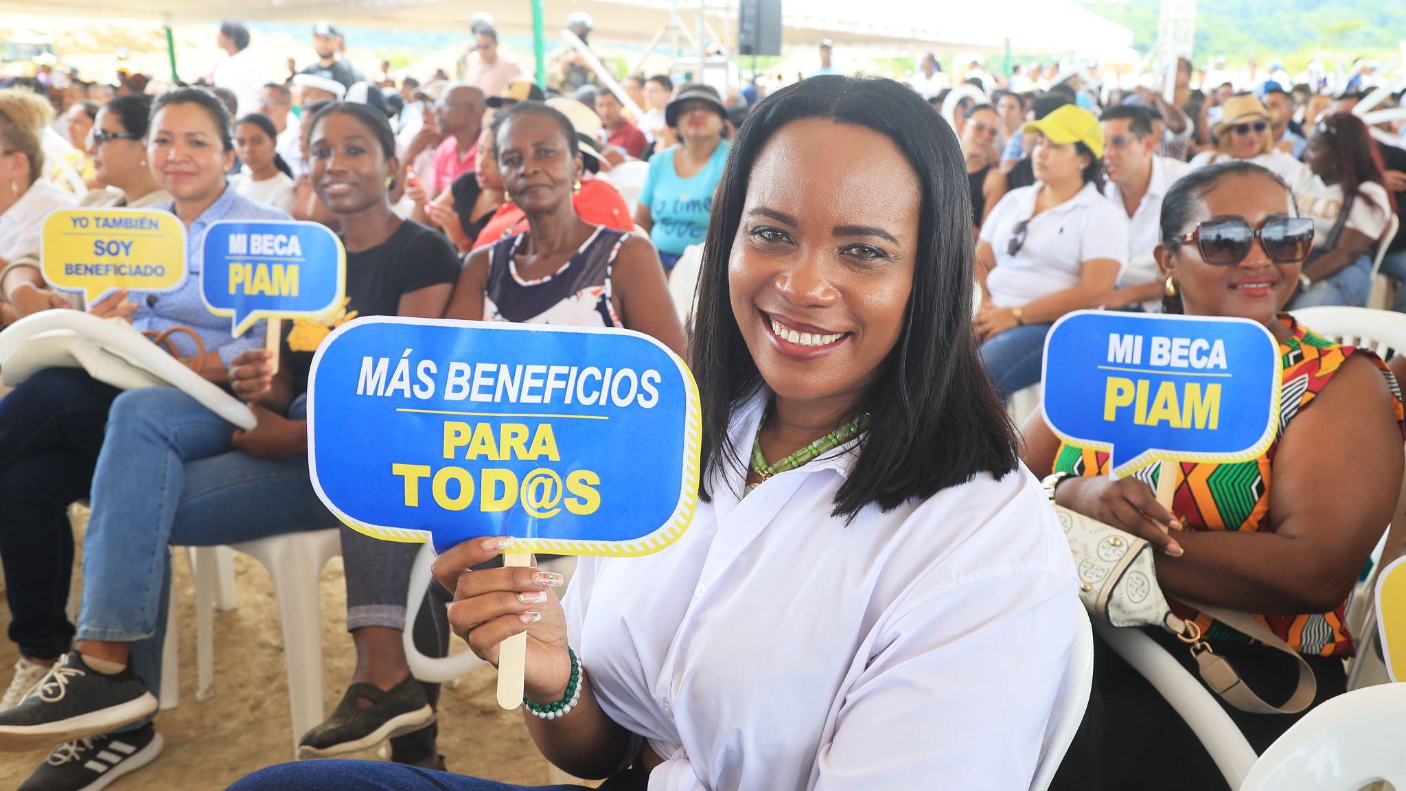 EL PRESIDENTE DANIEL NOBOA ANUNCIA OBRAS Y ACCIONES PARA ESMERALDAS: UN NUEVO PARQUE, IMPULSO PRODUCTIVO, BECAS Y VIVIENDAS