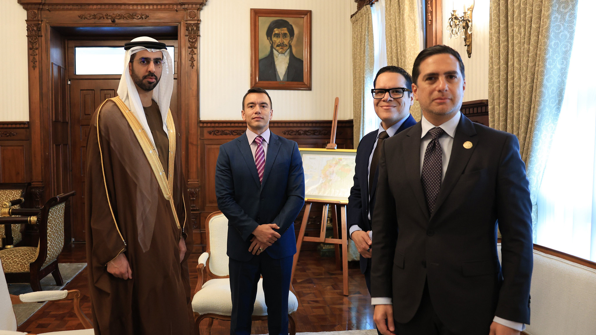 EL PRESIDENTE NOBOA LIDERÓ REUNIÓN CON OMAR SULTAN AL OLAMA, DE EMIRATOS ÁRABES UNIDOS, PARA FORTALECER LA COOPERACIÓN EN SECTORES ESTRATÉGICOS