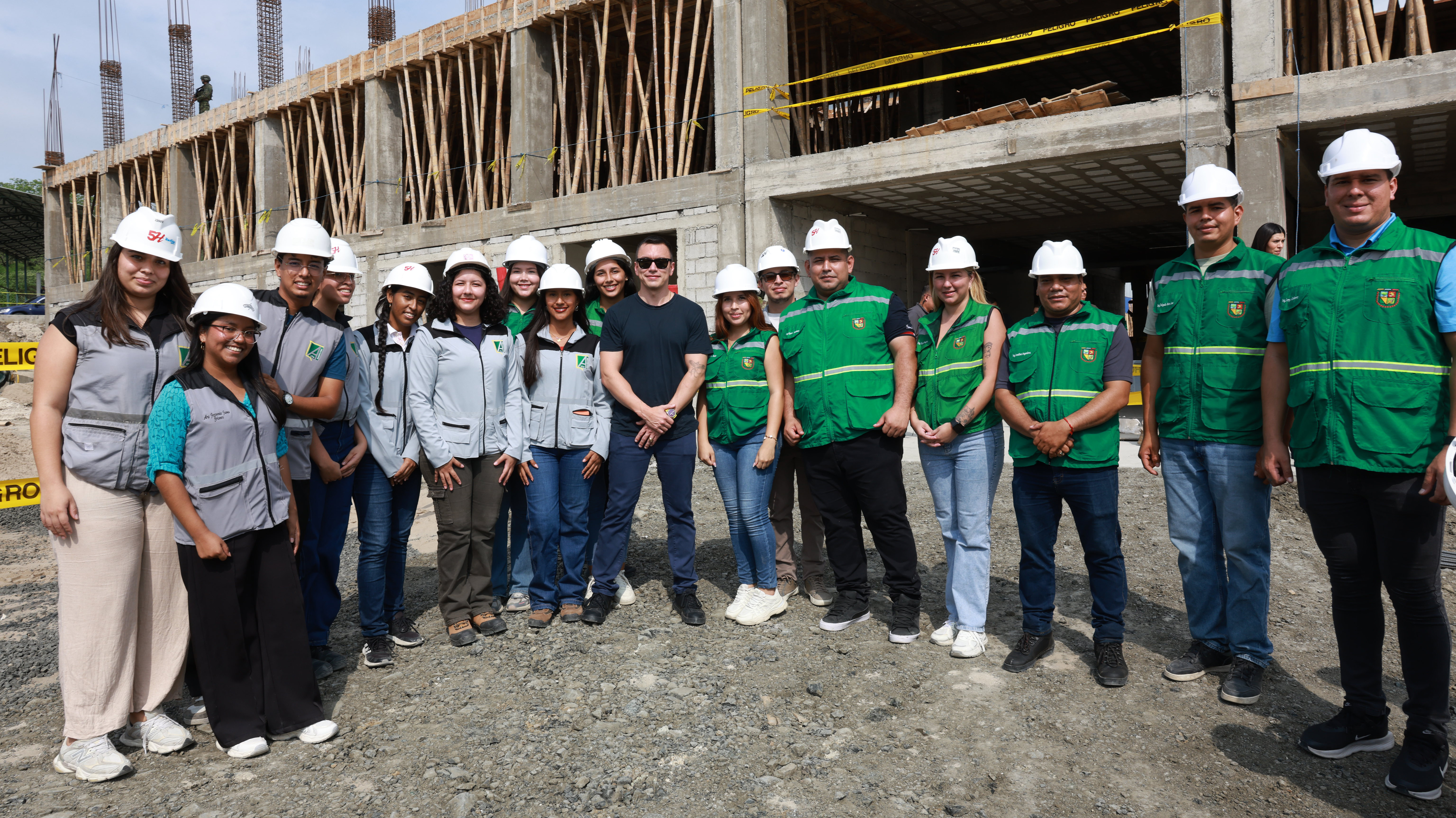 GOBIERNO NACIONAL INVIERTE CERCA DE USD 2 MILLONES EN NUEVO EDIFICIO UNIVERSITARIO QUE BENEFICIARÁ A 5.000 ESTUDIANTES EN MANABÍ